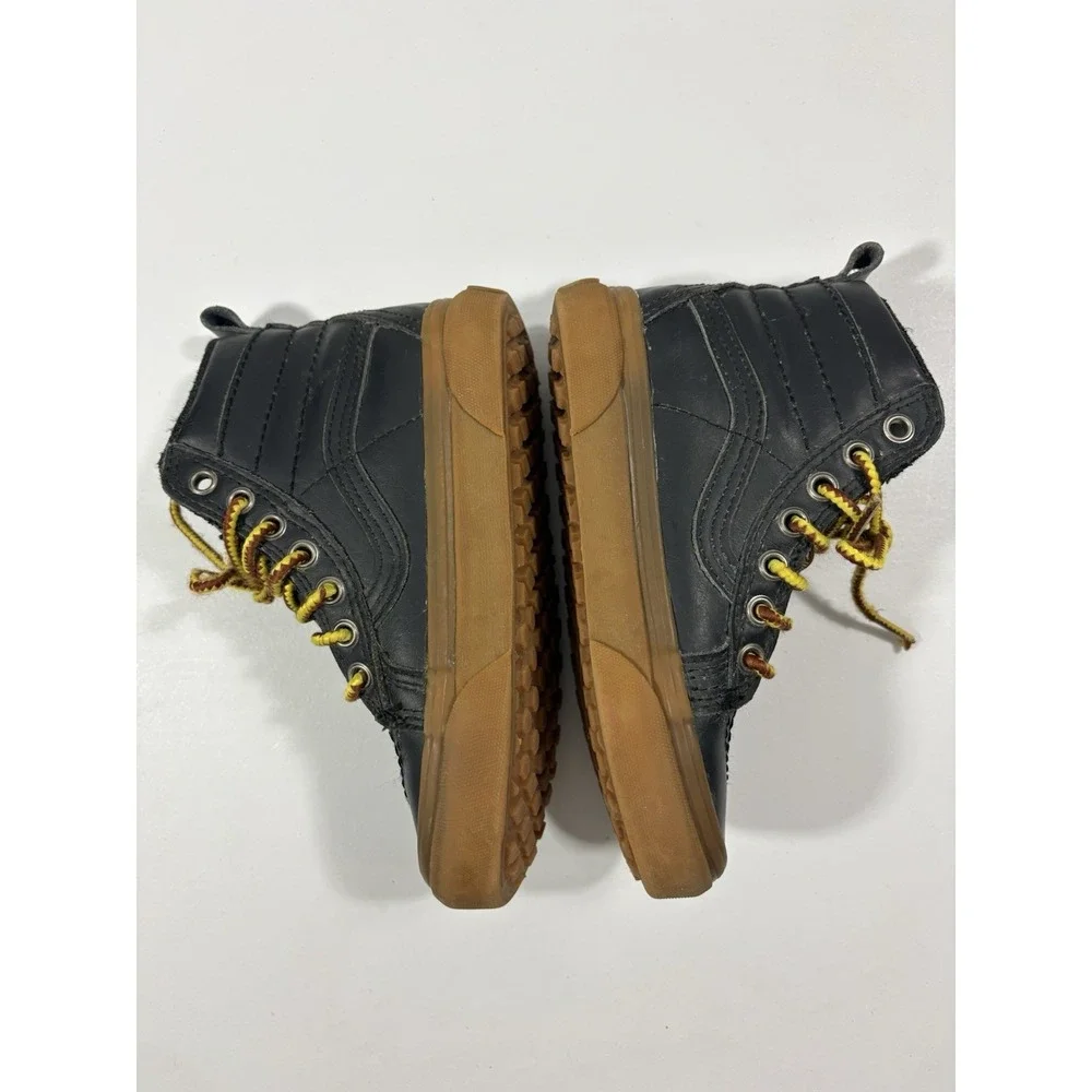 Vans Kids Sk8-Hi MTE Black Leather High Top Winter Skate Sneaker Boots Size 12